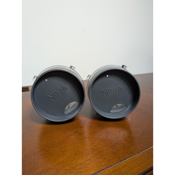 Ninja BL740 Professional Countertop Blender (2) Single Serve 16 oz Cups and Lids - Picture 2 of 3